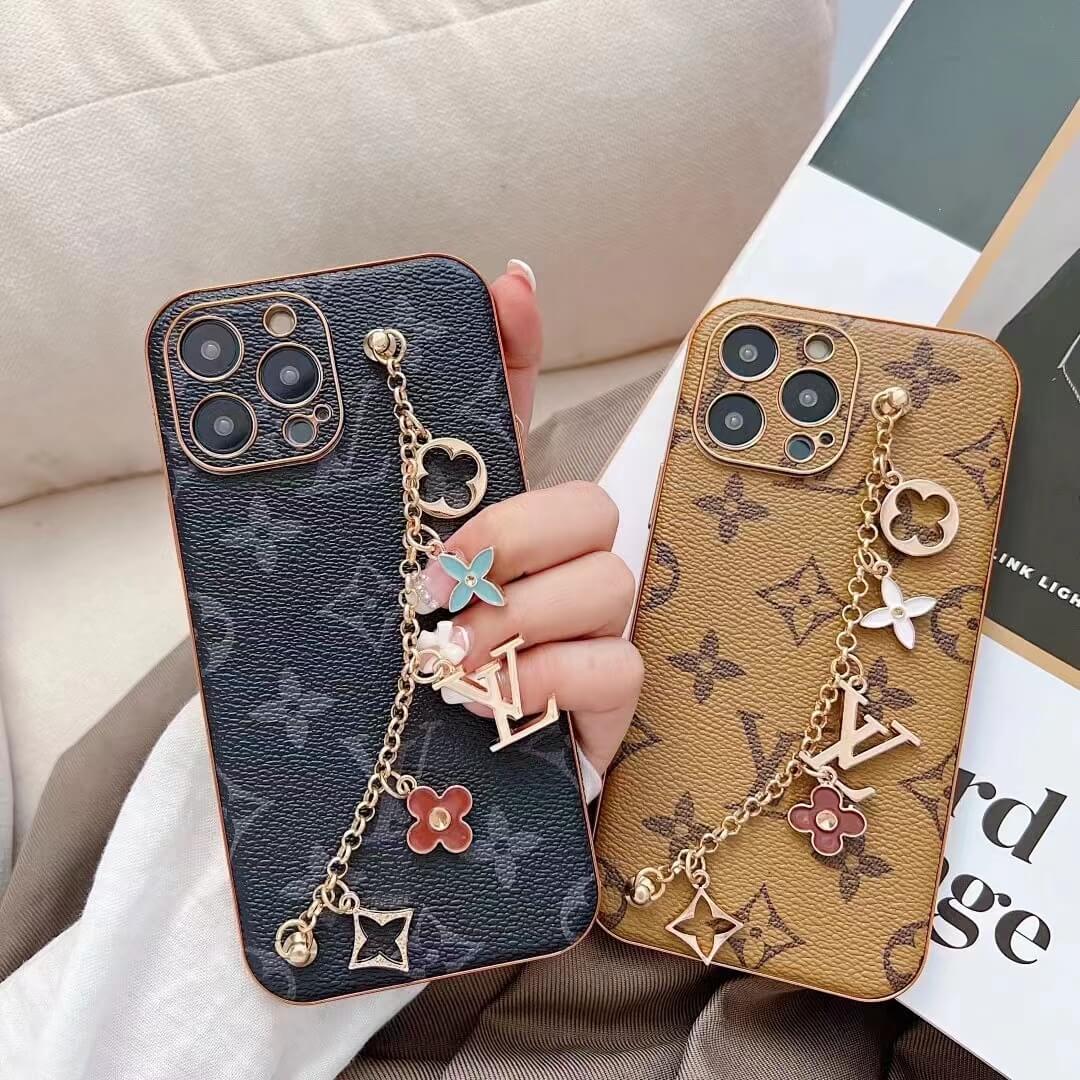 Louis Vuitton Chain Wristband Case for iPhone 14 13 12 11 Pro Max - Luxury  Phone Case Shop